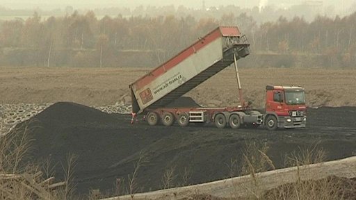 Greenpeace považují ukládání kalů z Ostravy na litvínovské skládce za nelegální