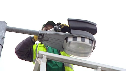 Pardubická radnice šetří, nakupuje energie v aukci. Služby města se do projektu překvapivě nezapojily.