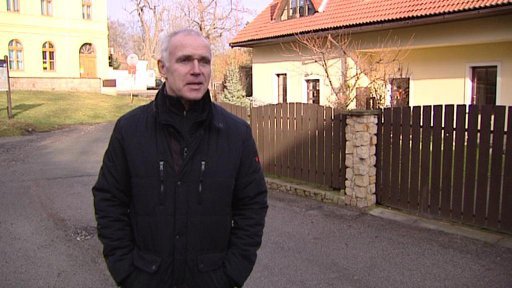 Útok tyčí na místostarostu Dvora Králové