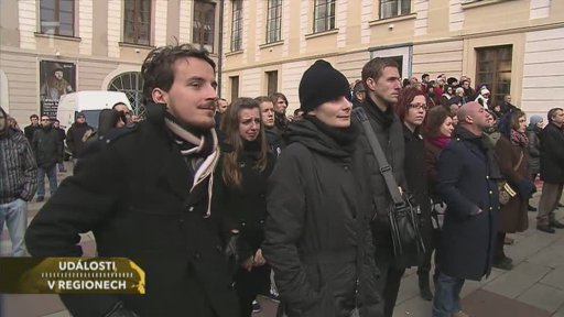 Na Pražský hrad dnes zamířili lidi snad ze všech koutů republiky.