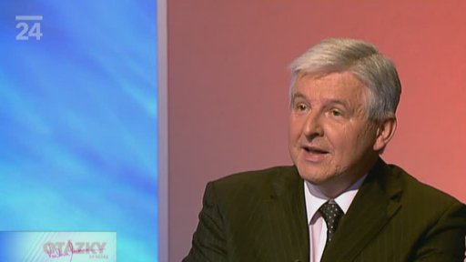 Pokračování debaty z předchozí hodiny pořadu