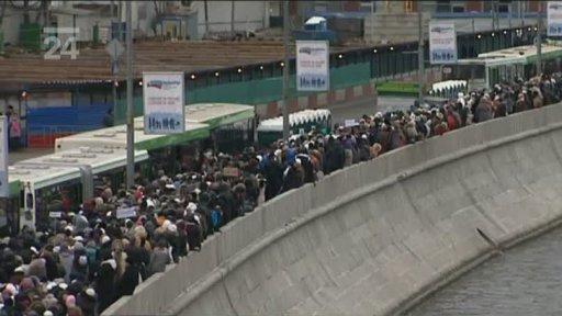 Rusko: 20 hodin ve frontě na relikvii