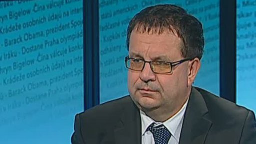 Spor o pomoc eurozóně