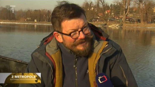 Nový přívoz přes Berounku mezi Černošicemi a Lipenci