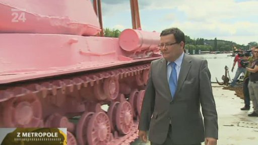 Návrat růžového tanku