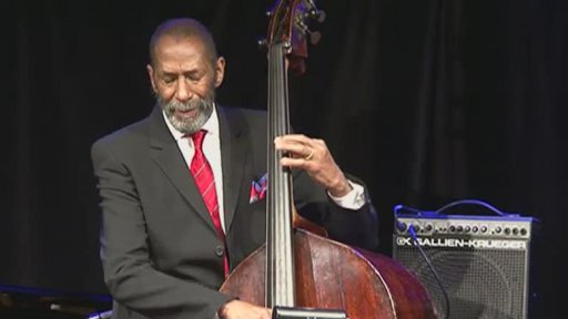 Jazzman Ron Carter na Pražském hradě