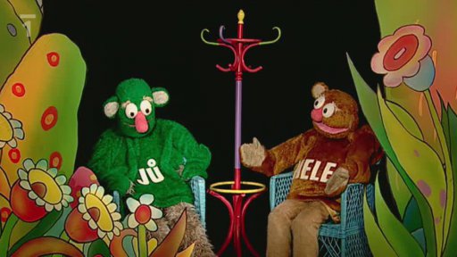 Jů a Hele si lámou hlavu nad tím,kdo že to vlastně je hlava rodiny?