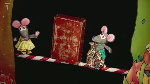 Zatímco Tryskáček potřebuje na prázdniny jen sýr, sýr a sýr, Tryskýýý se jako pravá dáma neobejde bez spousty věcí…