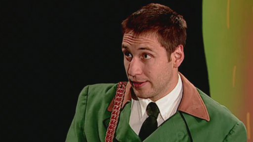 Martin se rozhodl počkat si na jelena, co pobíhá po studiu. Ale zjistí, že je to Tryskáček.