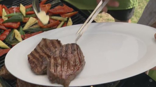 Grilovaný hovězí bylinkový steak se zeleninou
