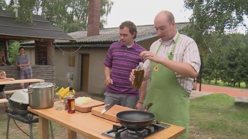 Grilovaná masová žebra s ananasovo-chilli salsou