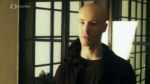 Věda tančící u tyče