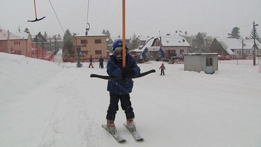 Podhorské lyžařské areály se rozjíždějí