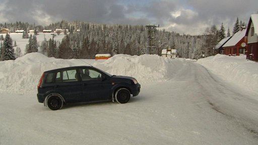 Přestavba křižovatky na Modravě v ohrožení