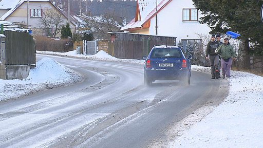 Lidé v Bohutíně na Příbramsku zůstanou bez chodníků