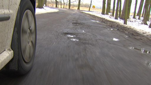 Třičtvrtě miliardy na opravy silnic v Jihočeském a Plzeňském kraji