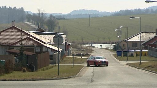 Obchvat Jihlavy nechtějí lidé pod okny svých nových domů