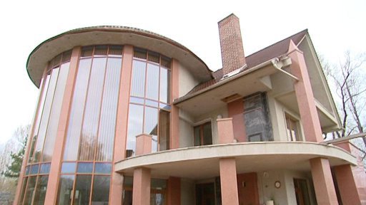 Soud odmítl kasační stížnost podnikatele Holečka. Jeho na černo postavenou vilu čeká demolice