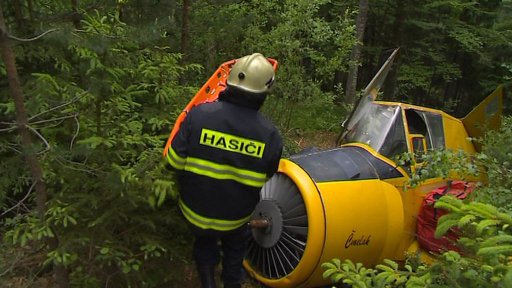 Zásah u havárie malého dopravního letadla procvičovaly desítky jihočeských záchranářů