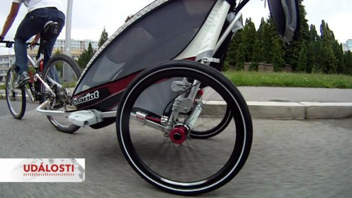 Prezident Klaus podepsal novelu legalizující cyklovozíky na silnicích