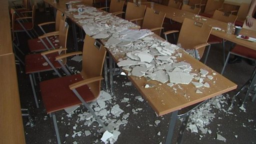 Tisíc reklamací za úřad