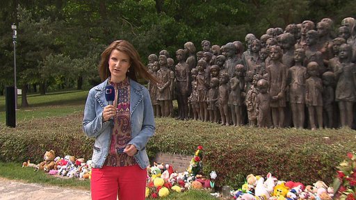 Spor o autorství lidického sousoší.