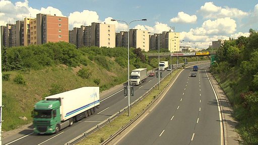 Kamiony zatím zákaz vjezdu do centra Prahy nedostanou - dohodli se na tom zástupci ministerstva dopravy a magistrátu