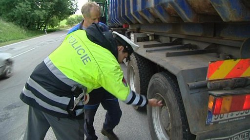 Kraj Vysočina má málo odstavných parkovišť ke kontrole kamionů