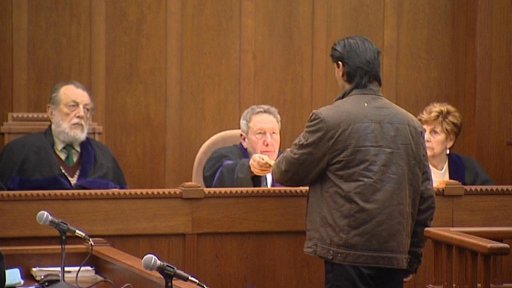 Soudce Studničku z kauzy vítkovských žhářů nalezli podřezaného - smrt vyšetřuje policie