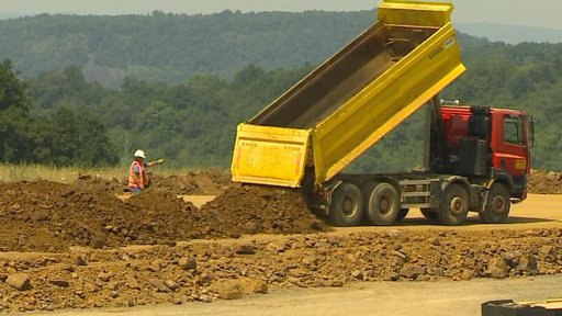 Dostavba dálnice D8 je v ohrožení