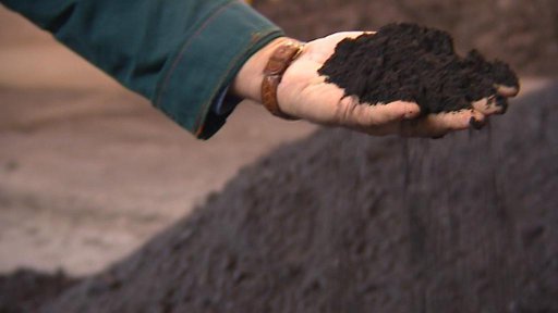 Před rokem začal převoz sto tisíc tun chemického odpadu z Ostravska do Ústeckého kraje.