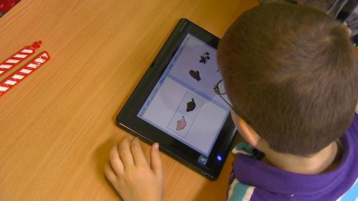 V Třebíči mají nové moderní pomůcky pro autisty