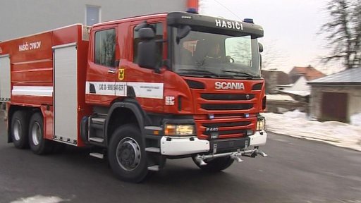 Města na Českolipsku postižená záplavami získala nové hasičské vozy