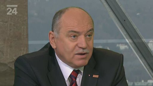 Pokračování debaty z 1. hodiny pořadu