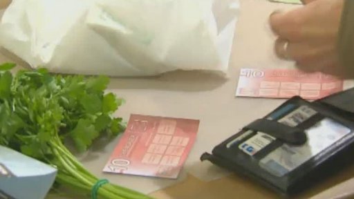 Sporná záchrana před krizí