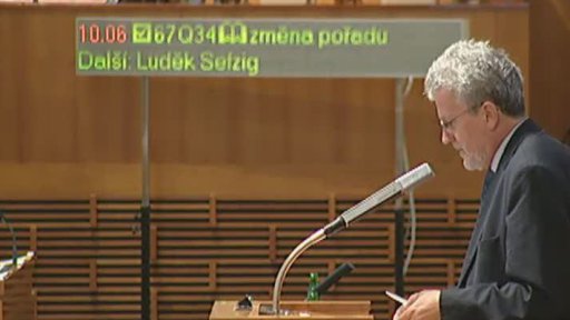 Senát jedná o zvýšení DPH