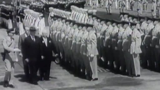 Chruščov na návštěvě USA a jeho mírové plány (1959)