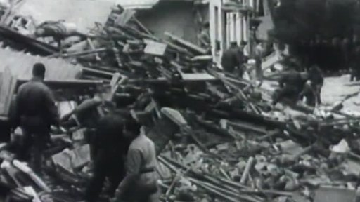 Paříž: sesuv půdy (1961)