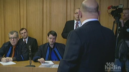 Absurdní drama Věcí veřejných