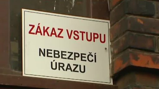 Přednádraží: zákaz vstupu do domů