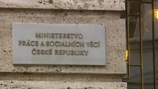 Ministr Drábek končí