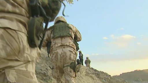 Útok u základny českého týmu v Lógaru