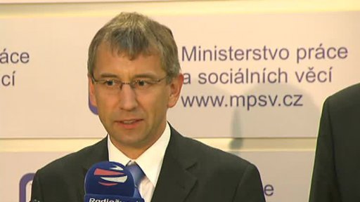 Budoucnost vlády po odchodu Drábka