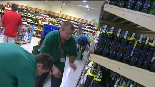 Becherovka se kvůli prohibici obrací na Brusel