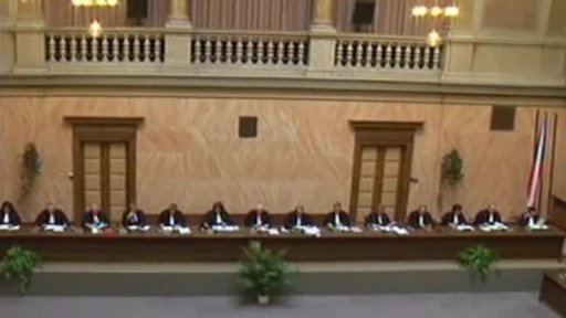 Prezidentská volba: ústavní stížnost Okamury a Samkové