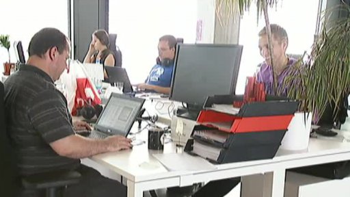 Země OSN se vyslovily pro větší dohled vlád nad internetem