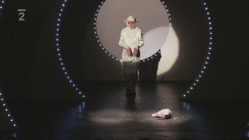 Reflexe: Koule v Klicperově divadle