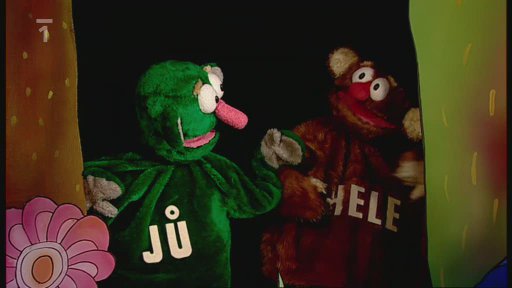 Jů a Hele vyprávějí, jak se těšili na děti. Zatímco Hele vyrazí naproti dnešnímu hostu, Jů a Klárka pro něj zatím připravují bábovku. Pomůže jim i Muf, ale nedobrovolně.