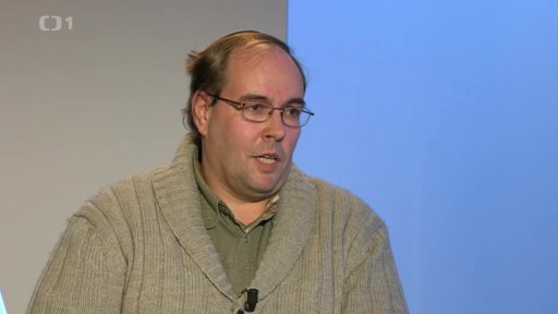 Krmení ptáčků v zimě