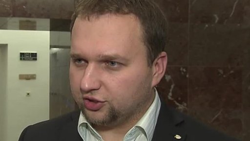 Trojkoalice, nebo menšinová vláda?